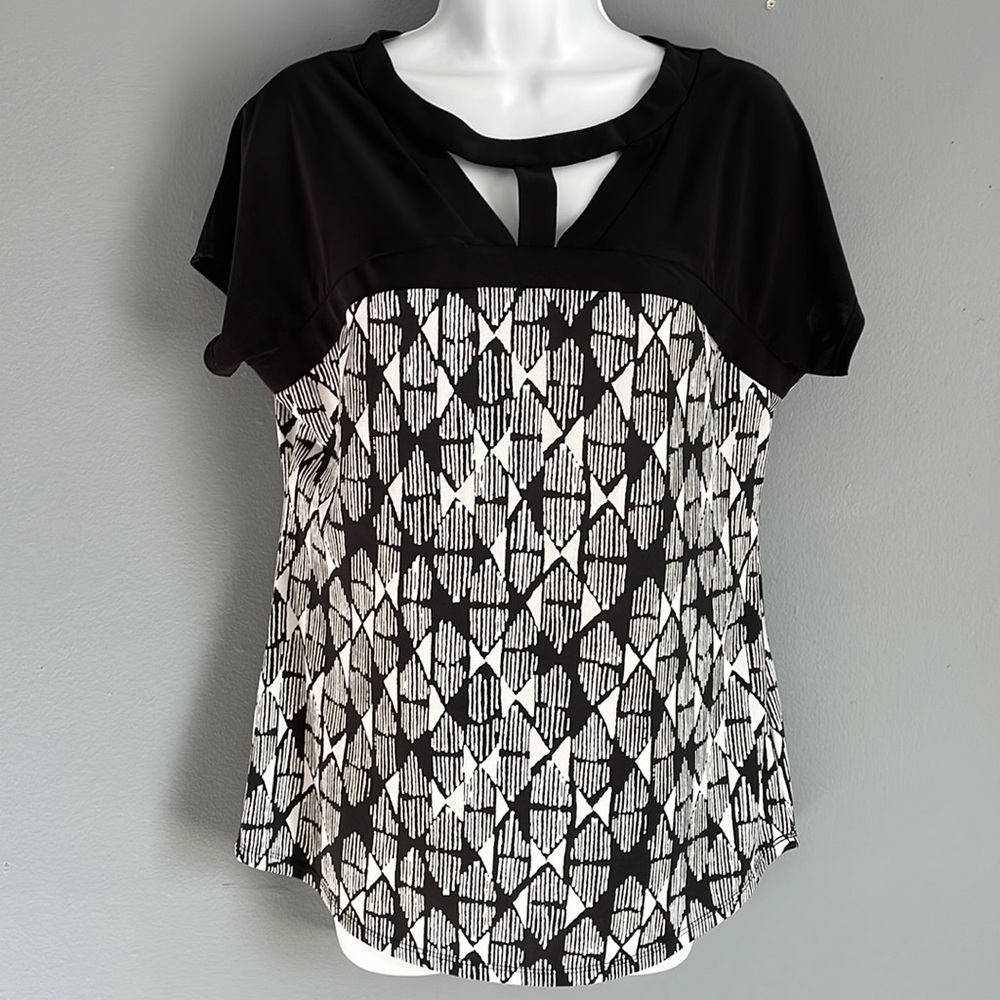 New Direction blouse size M 26 inches long / 20 breast